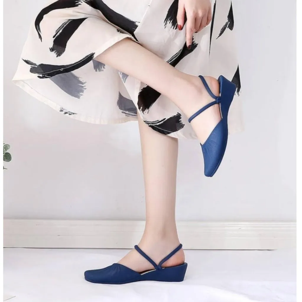 Fashion Elegant High-end Pointed Women's Half Slippers Model - 2020