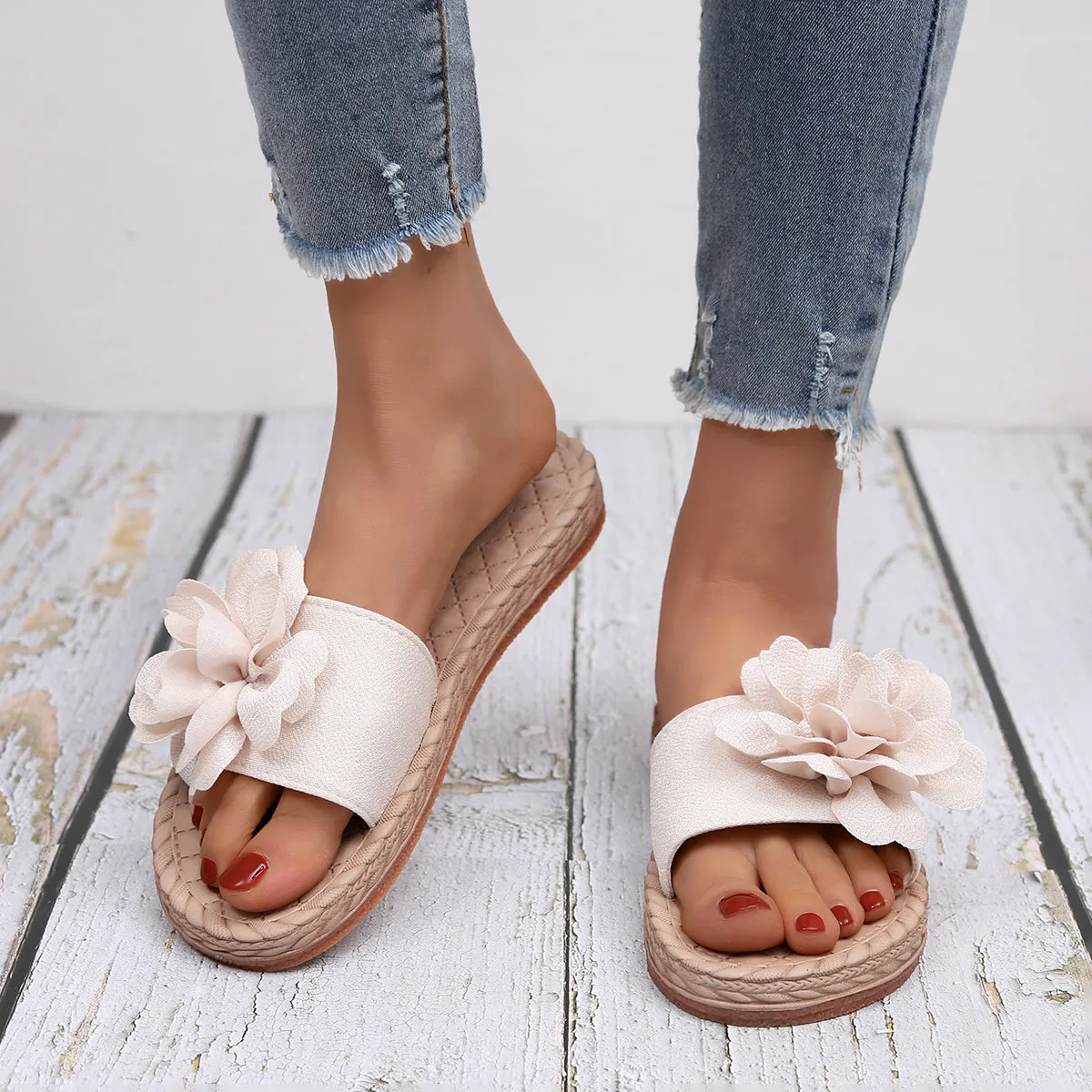 Sohiwoo Women Floral Decor Flats Espadrille Slide Sandals Summer Beach Slippers